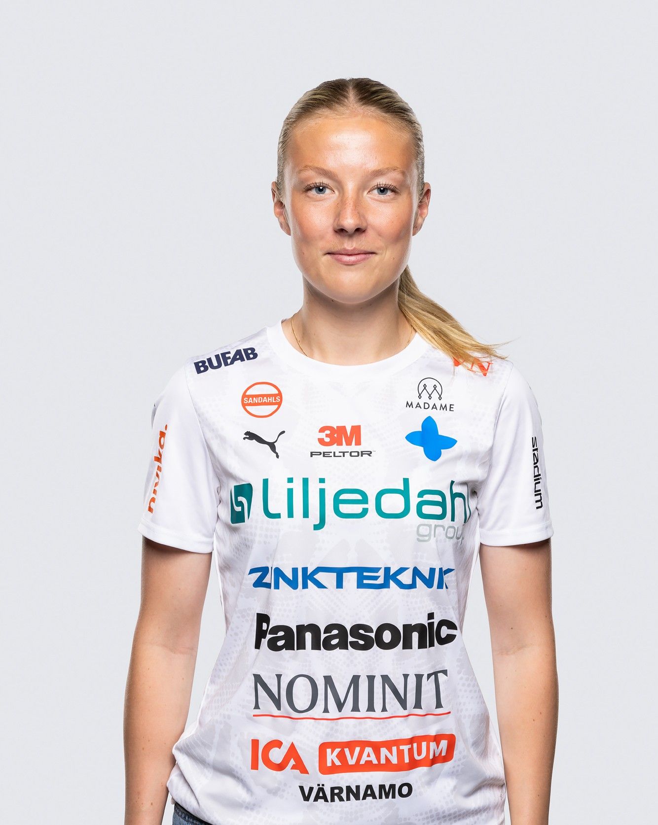 Tova Ahlström